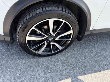 Nissan Qashqai 2017 - Thumbnail 9