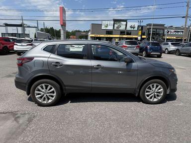 Nissan Qashqai 2021 - Thumbnail 5