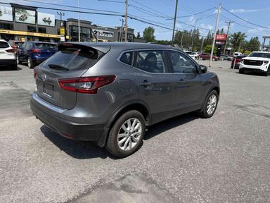 Nissan Qashqai 2021 - Thumbnail 4