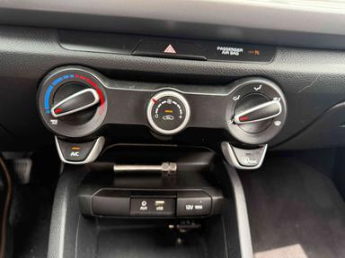 Kia Rio 2020 - Thumbnail 17