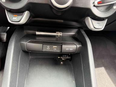 Kia Rio 2020 - Thumbnail 18