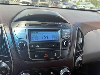 Hyundai Tucson 2015 - Thumbnail 19