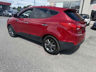 Hyundai Tucson 2015 - Thumbnail 3