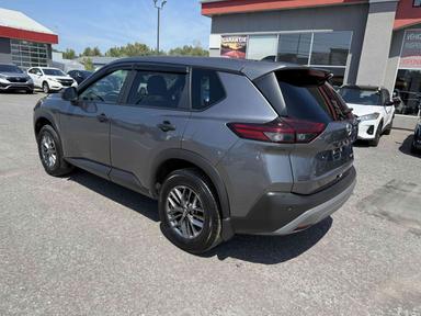 Nissan Rogue 2023 - Thumbnail 3