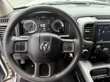 Ram 1500 Classic 2022 - Thumbnail 18