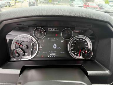 Ram 1500 Classic 2022 - Thumbnail 21
