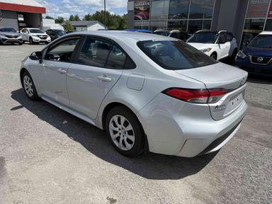 Toyota Corolla 2021 - Thumbnail 3