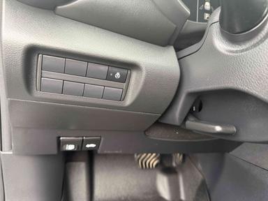 Nissan Kicks 2023 - Thumbnail 21