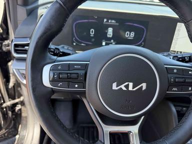 Kia Sportage 2023 - Thumbnail 24