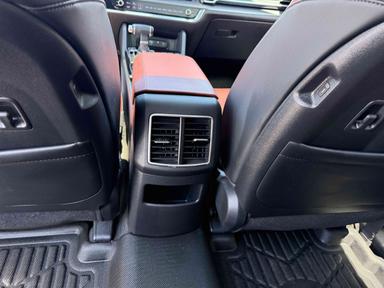 Kia Sportage 2023 - Thumbnail 20