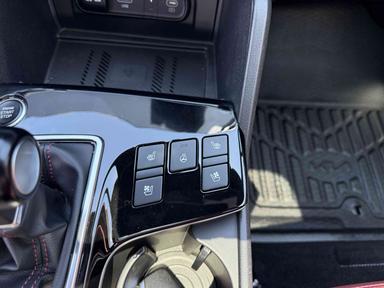 Kia Sportage 2023 - Thumbnail 32