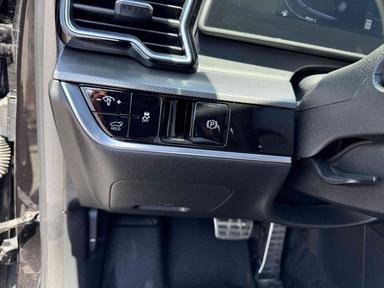 Kia Sportage 2023 - Thumbnail 27
