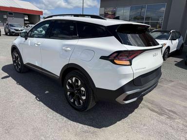 Kia Sportage 2023 - Thumbnail 3