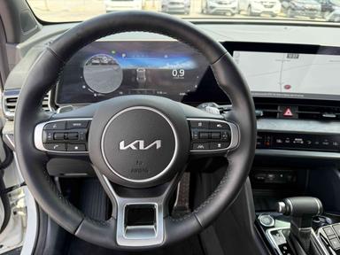 Kia Sportage 2023 - Thumbnail 18