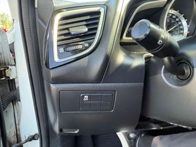 Mazda Mazda3 2014 - Thumbnail 21