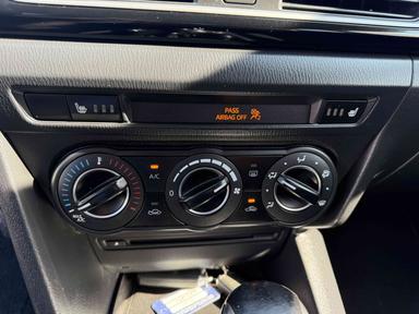 Mazda Mazda3 2014 - Thumbnail 18