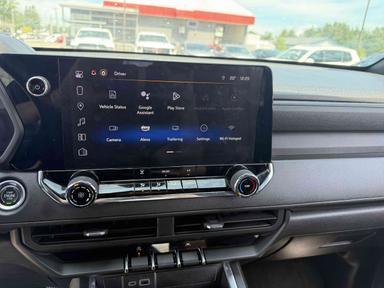 Chevrolet Colorado 2023 - Thumbnail 18