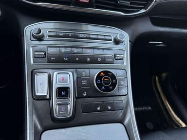 Hyundai Santa Fe 2023 - Thumbnail 26