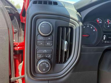 Chevrolet Silverado 1500 2021 - Thumbnail 17