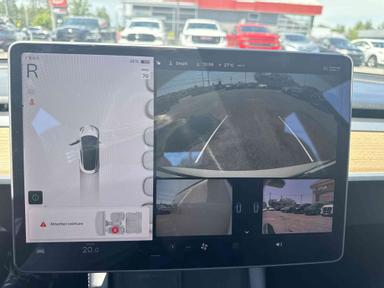 Tesla Model 3 2022 - Thumbnail 20