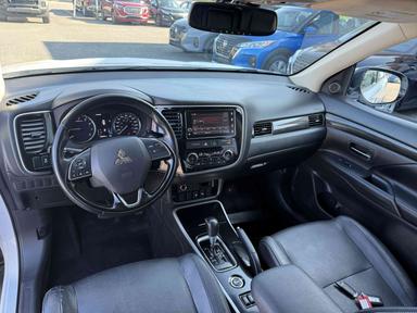 Mitsubishi Outlander 2018 - Thumbnail 18