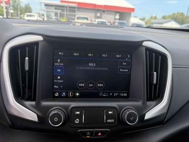 GMC Terrain 2022 - Thumbnail 16