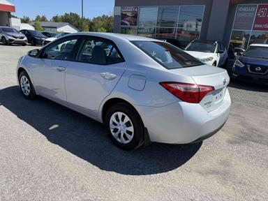 Toyota Corolla 2019 - Thumbnail 3