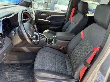 Chevrolet Colorado 2023 - Thumbnail 13