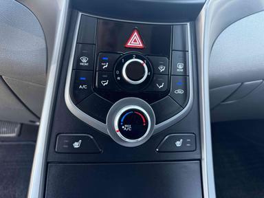 Hyundai Elantra 2014 - Thumbnail 19